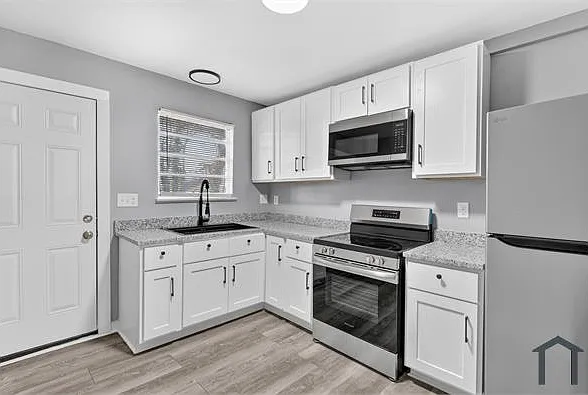 3606 McVay St SW #D — Photo 5