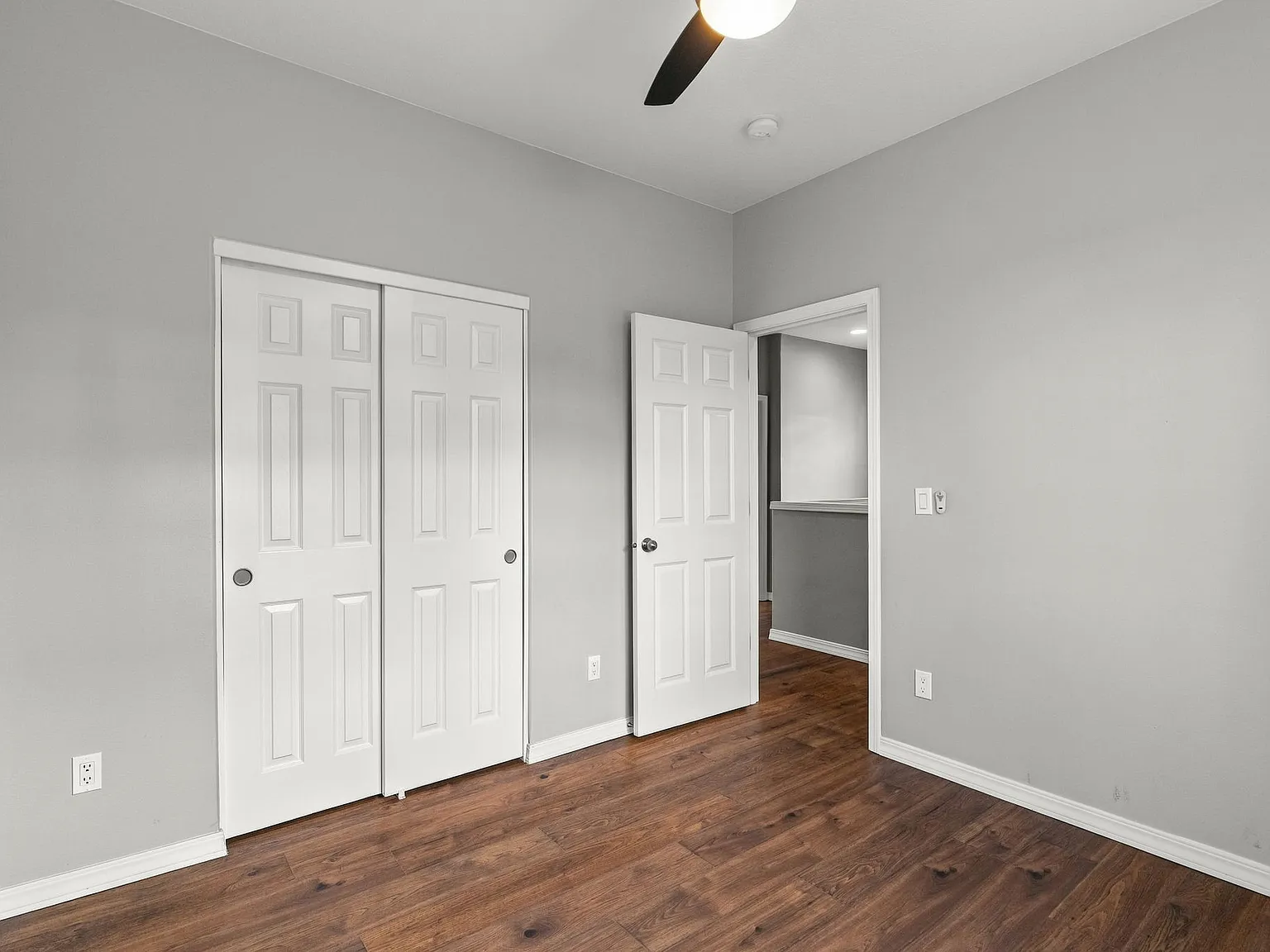3 bed, 2386 sqft, $3,200 — Photo 4