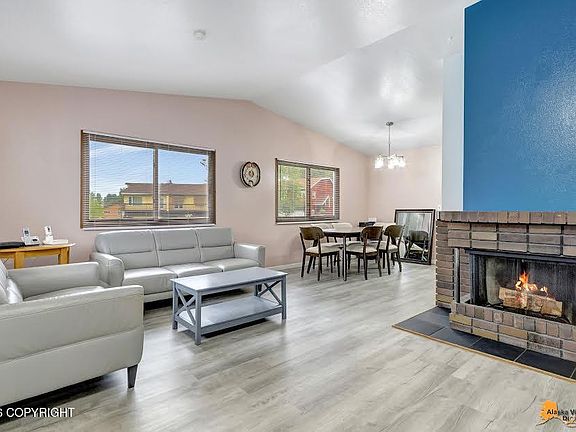 2nd image of 3471 Harrier Cir