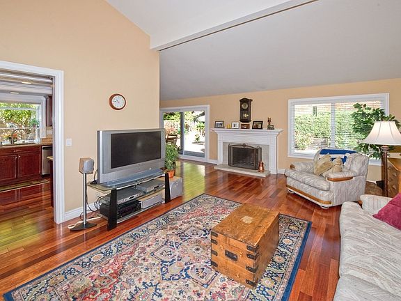5th image of 2673 Bridle Ln