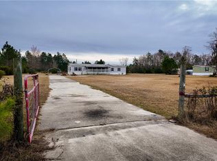 5224 Old Waynesville Rd, Waynesville, GA 31566