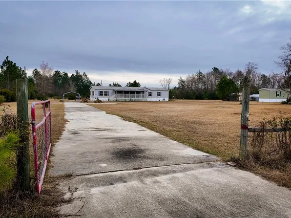 5224 Old Waynesville Rd, Waynesville, GA 31566