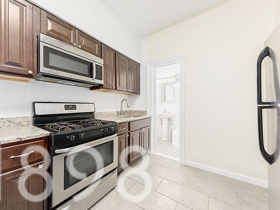 3rd image of 48-16 46th St #C3