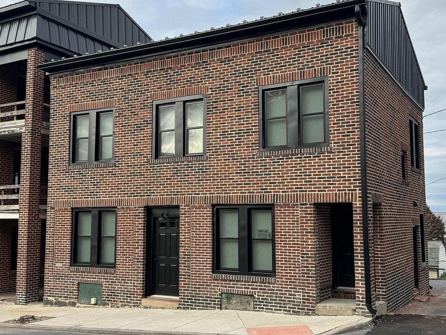 1 bed, 950 sqft, $1,000 — Photo 1