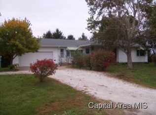 2190 Literberry Prentice Rd, Jacksonville, IL 62650