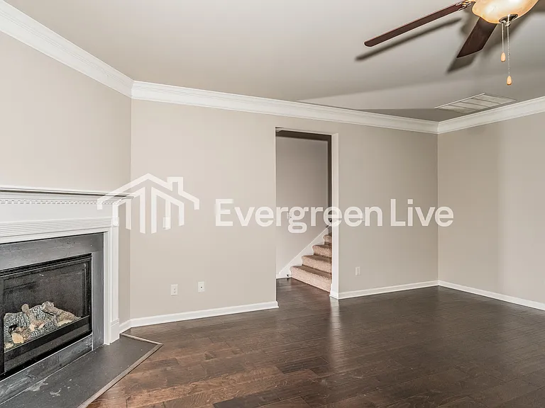 4140 Overlook Cir — Photo 4
