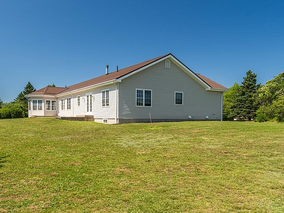 5th image of 194 Rocco Point Rd