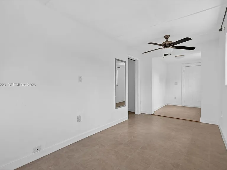 17001 NW 53rd Ct — Photo 37