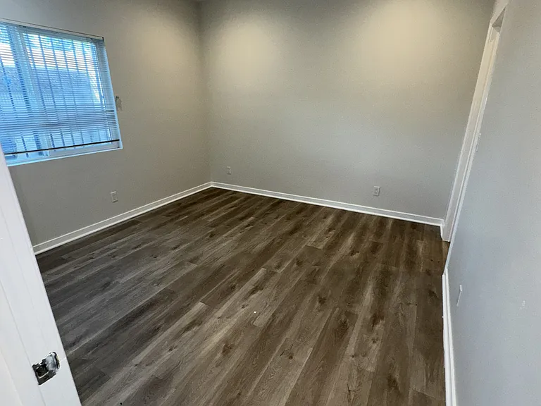 Side Bedroom