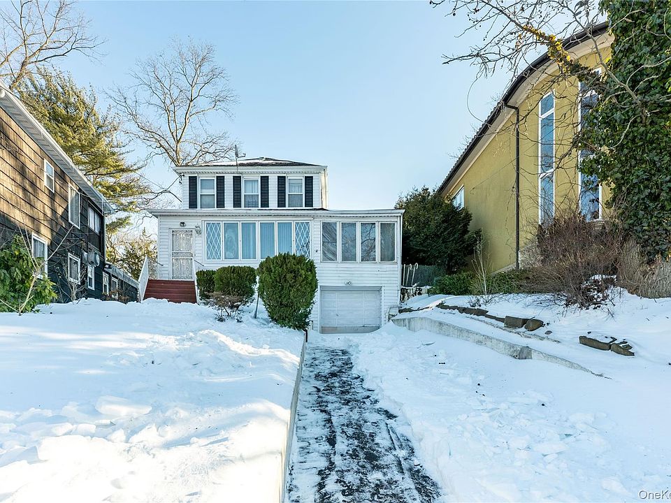 1st image of 195-12 McLaughlin Ave
