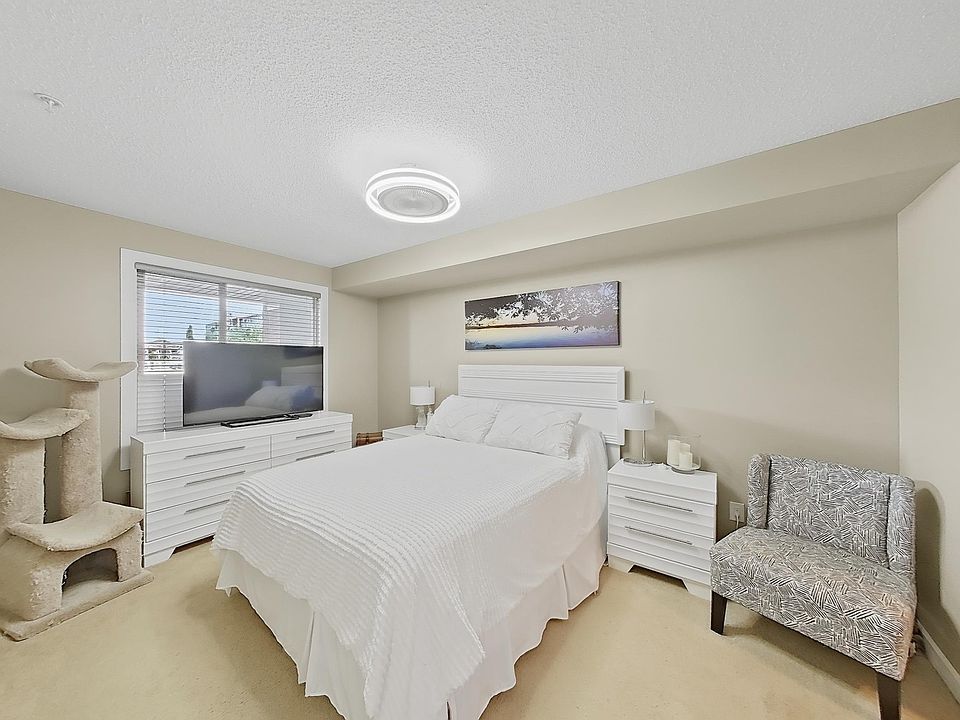 1st image of 3715 Whitelaw Ln NW #117