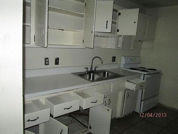 2nd image of 1823 S 31st Street E