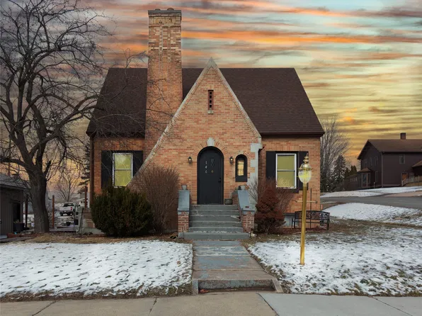 146 Maple Street, Glenwood City, WI 54013