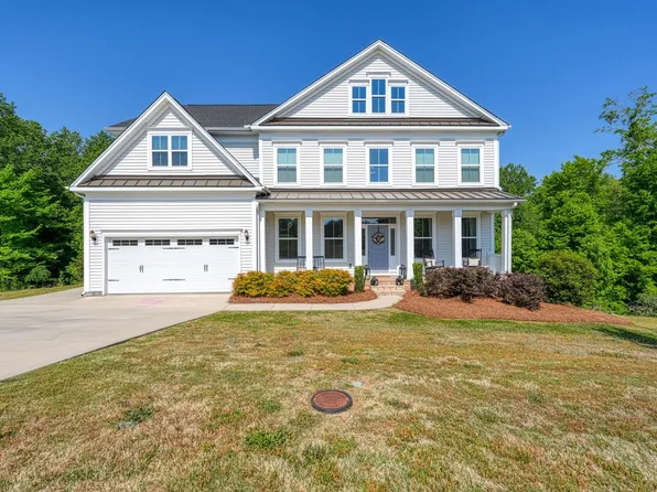 160 Scotts Bluff Dr, Simpsonville, SC 29681