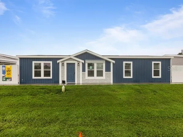 24045 Fox Rd, Astor, FL 32102