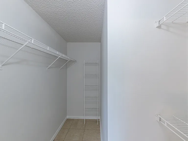 7946 100th Ave — Photo 10