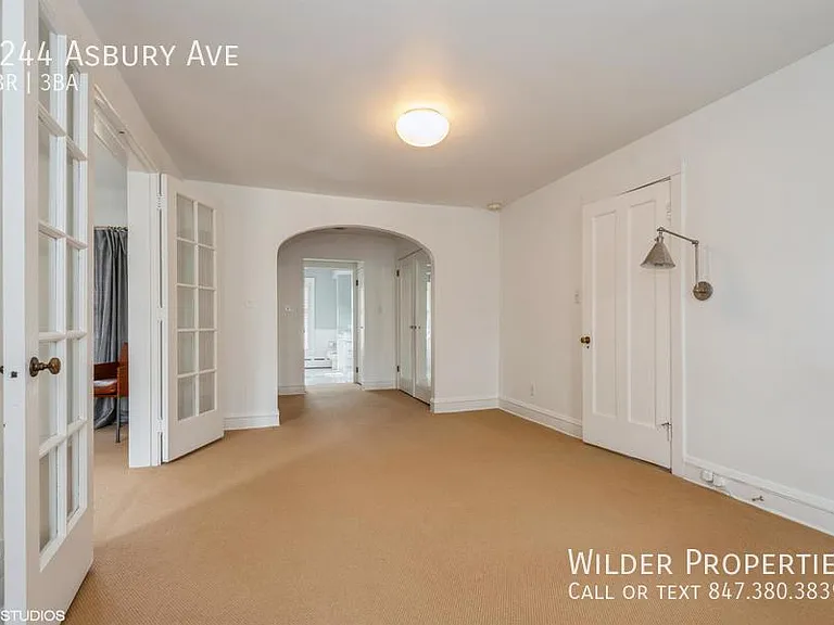 2244 Asbury Ave — Photo 6