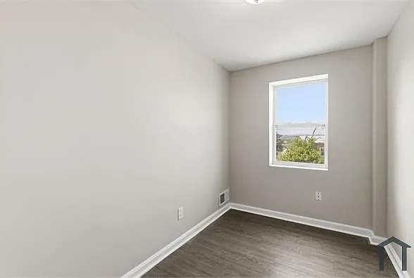 7836 Eastdale Rd — Photo 14