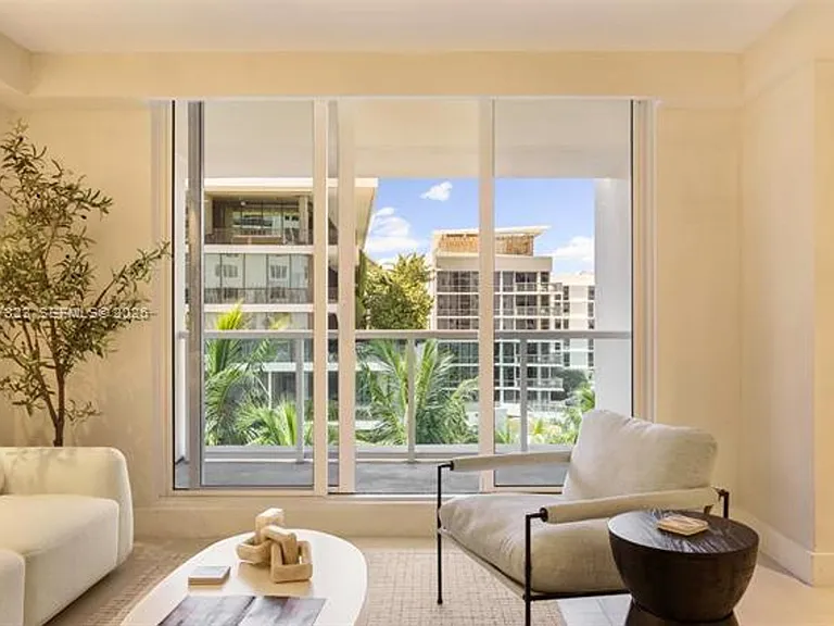 2301 Collins Avenue Cu #526 — Photo 9