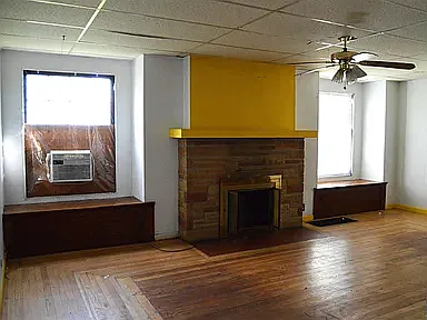 525 Owen St — Photo 5