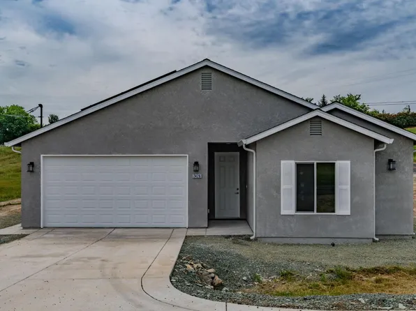 2426 Village Dr, Ione, CA 95640