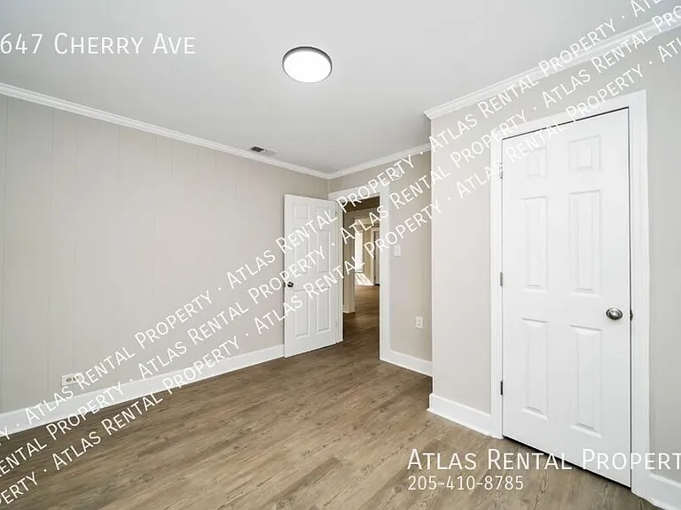 1647 Cherry Ave — Photo 16