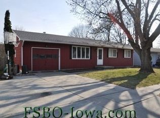 1667 Burns Ave, Iowa City, IA 52240
