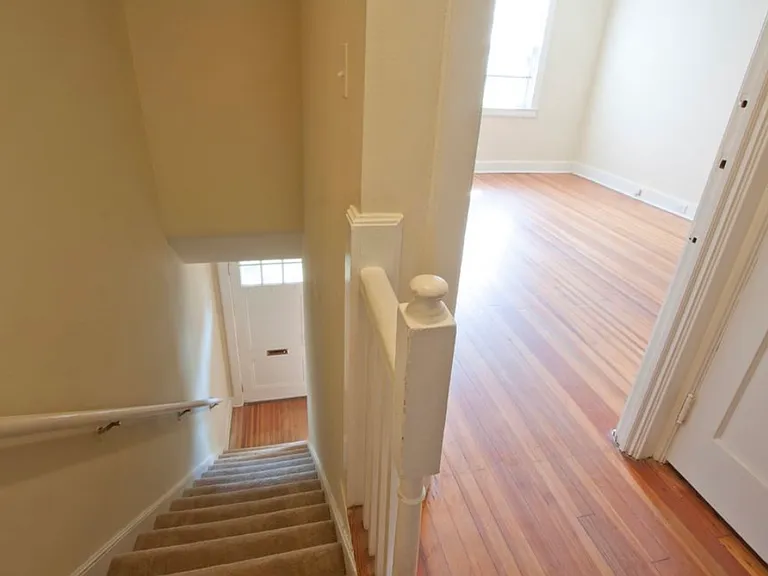 6714 Chestnut St — Photo 3