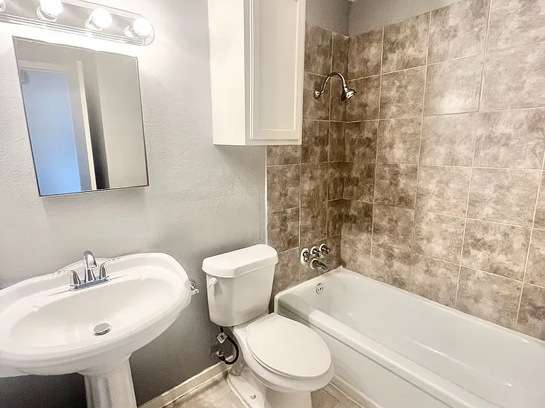 4325 Segura Ct S — Photo 12
