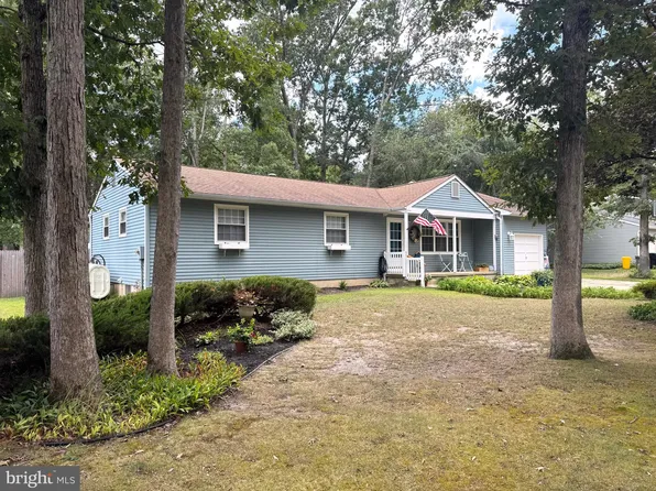 12 Cooper Ter, Sicklerville, NJ 08081