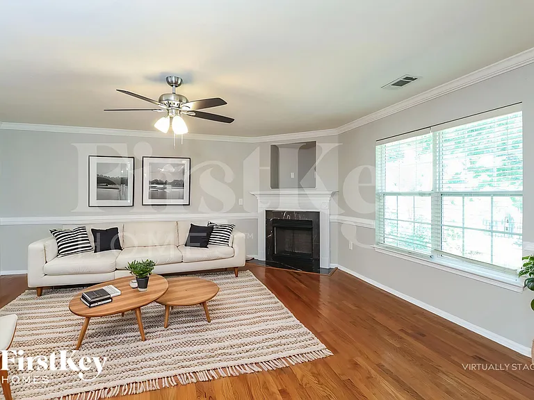 14212 Waterlyn Dr — Photo 4