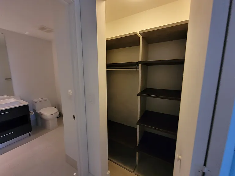 45 SW 9th St #3403 — Photo 16