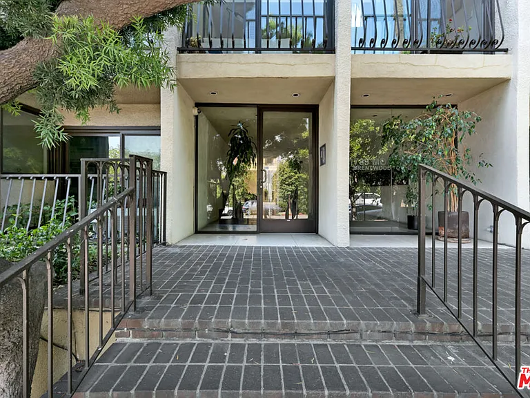 11789 Montana Ave #11 — Photo 21