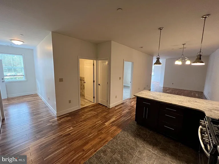 7733 Winston Rd — Photo 5