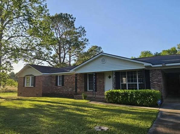 2909 Swallow Ave