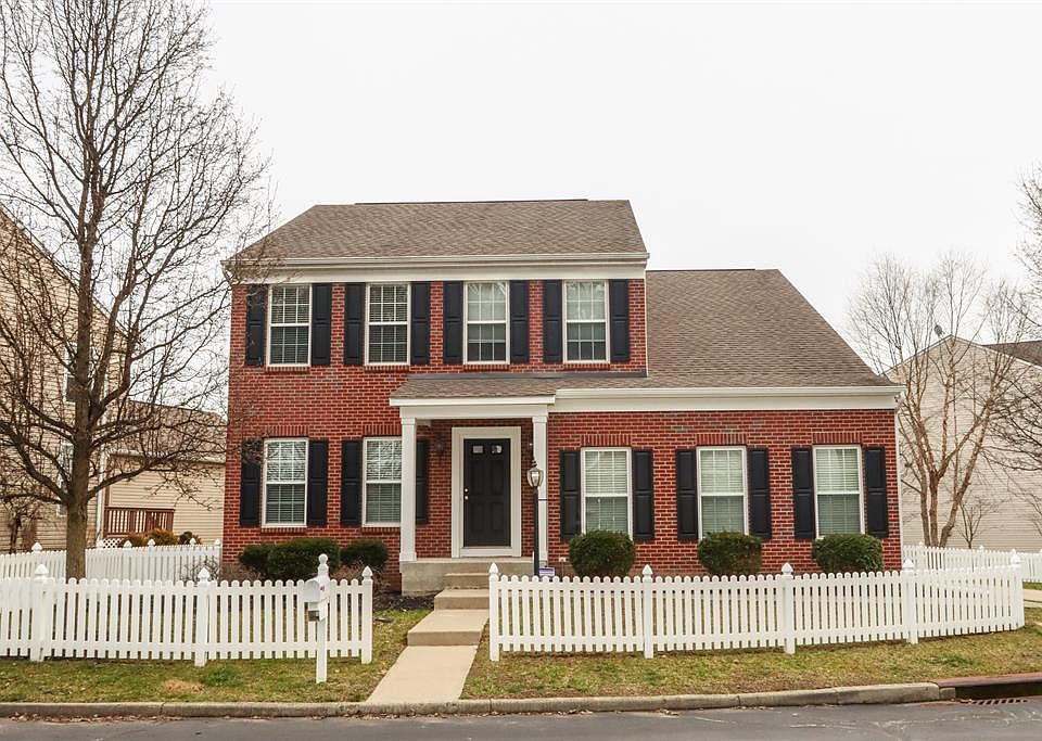 1st image of 7215 Mariemont Cres