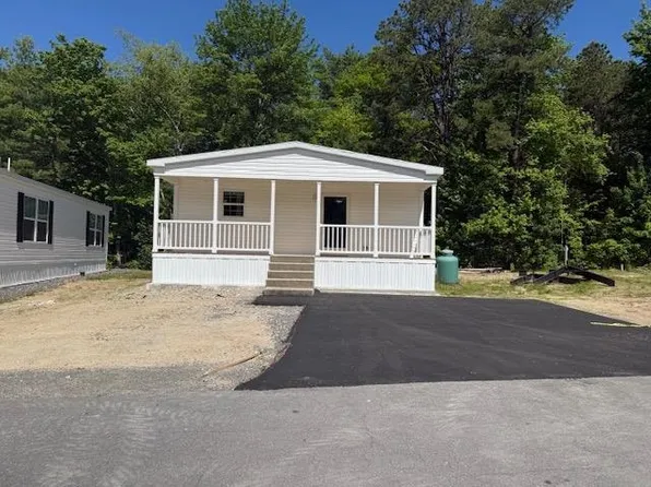 70 Norwich Place, Londonderry, NH 03053