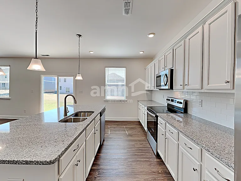 3213 Pinemount Rd — Photo 3