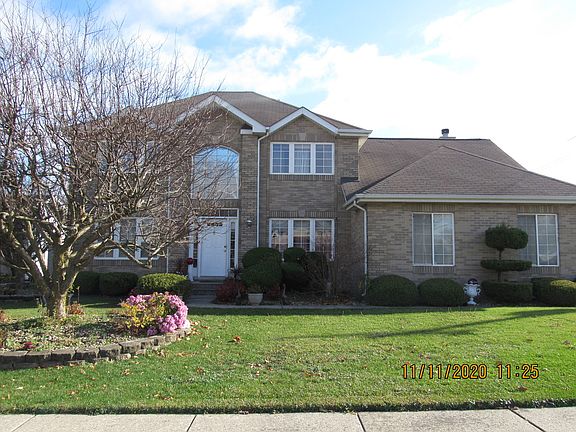 2nd image of 18173 Brittany Ln