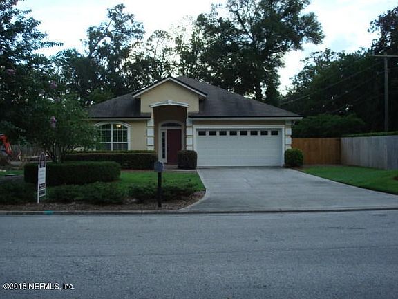 Exterior front - view 3
