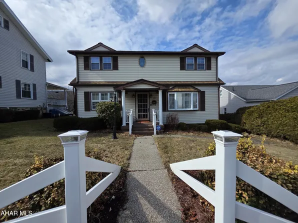 208 23rd Ave, Altoona, PA 16601