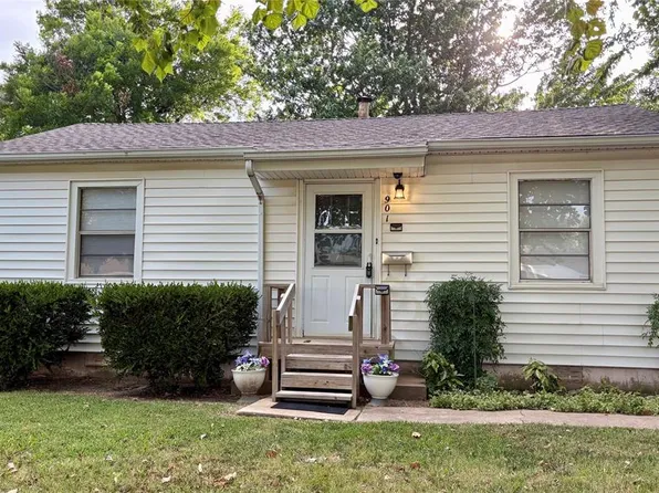 901 Sandra Dr, Midwest City, OK 73110