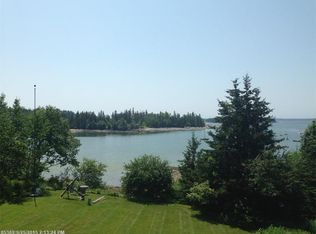 98 Reach Rd, Brooklin, ME 04616