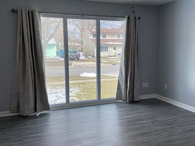 510 Lane St — Photo 4