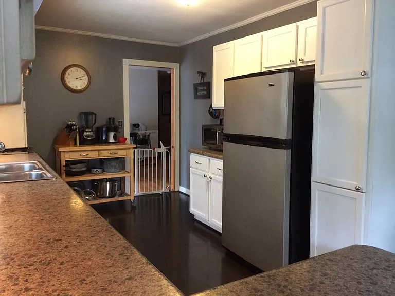 Kitchen (2)