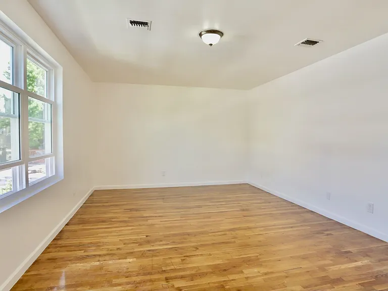 6207 Newkirk Ave #2 — Photo 24