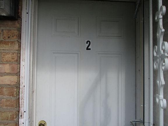 4th image of 32 E 137th St #2