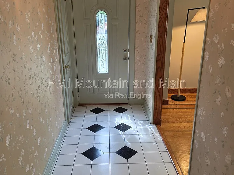 15 Ginell Cir — Photo 6