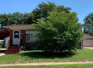 2320 S Glenn Ave, Wichita, KS 67213
