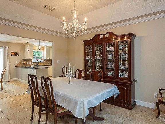 4th image of 3716 Tiger Point Blvd